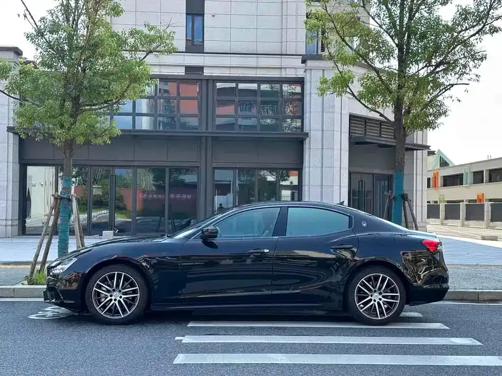 Maserati Ghibli — фото 3