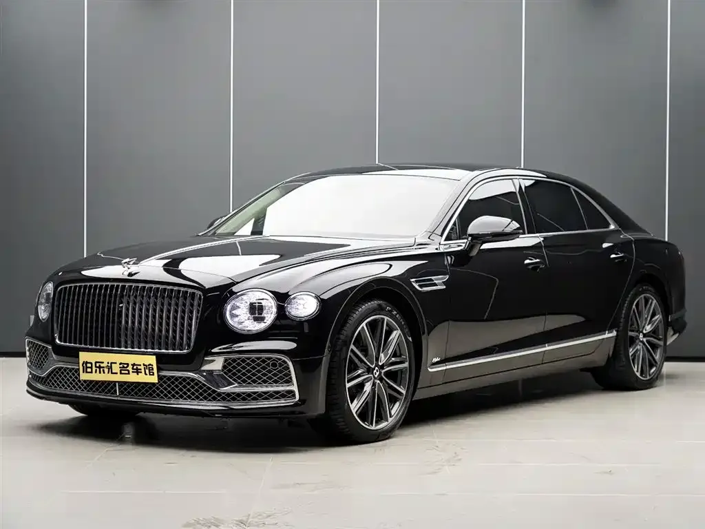 Bentley Flying Spur PHEV — фото 1