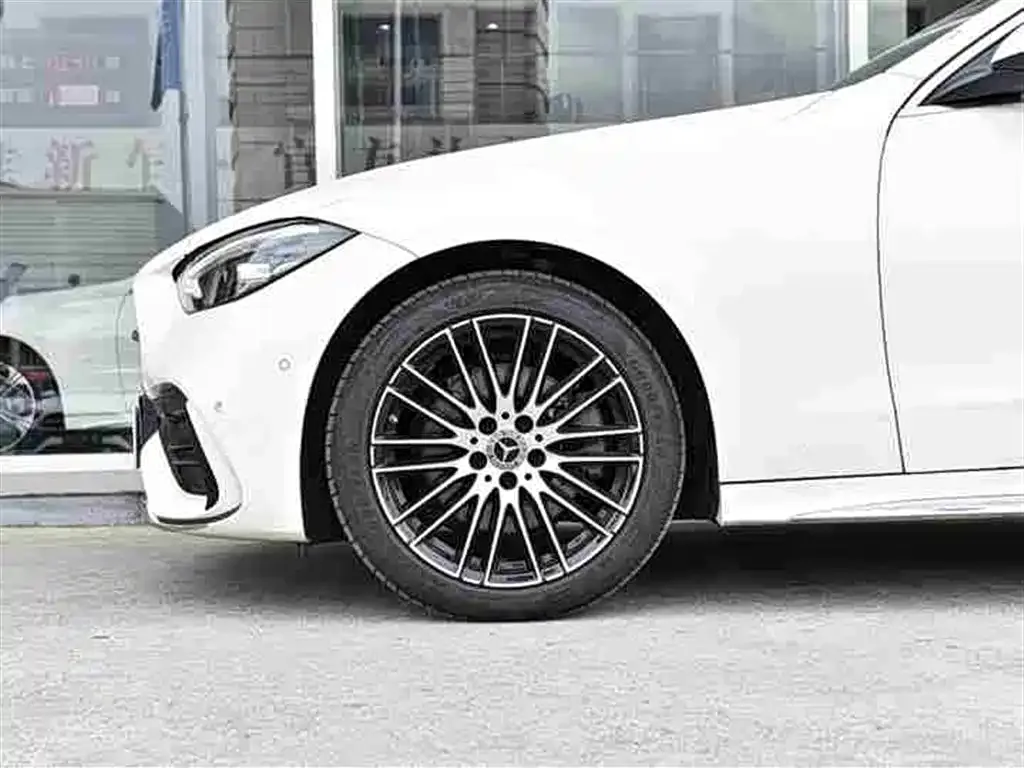 Mercedes-Benz C-Class — фото 10