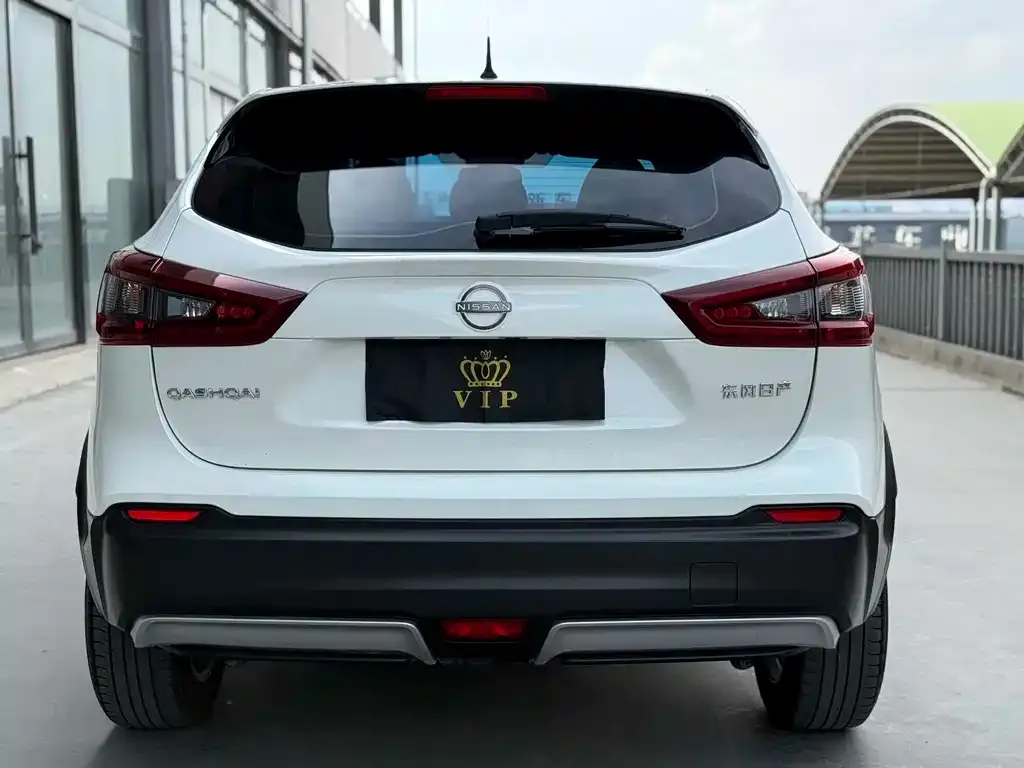 Nissan Qashqai — фото 5