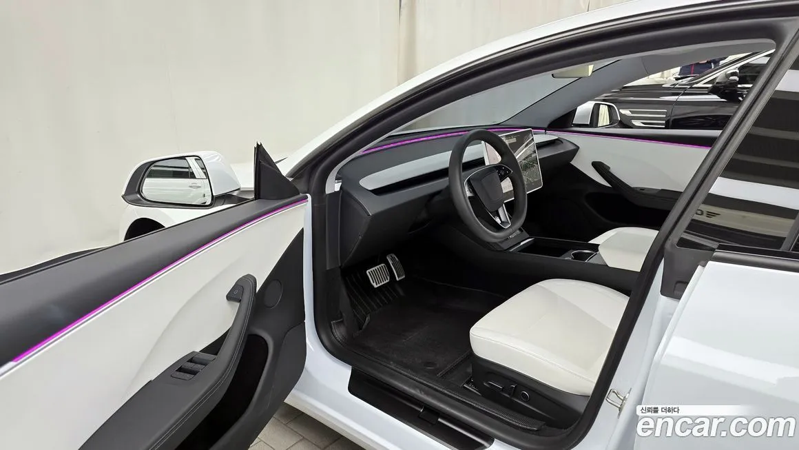Tesla Model 3 — фото 10
