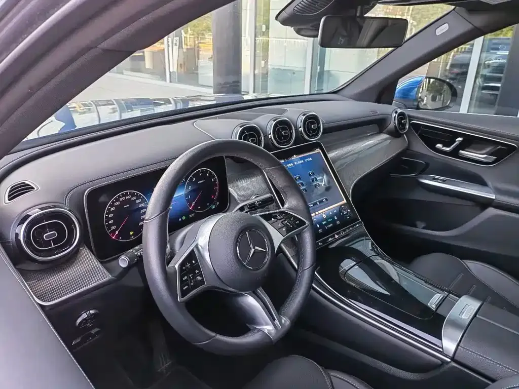Mercedes-Benz GLC — фото 5