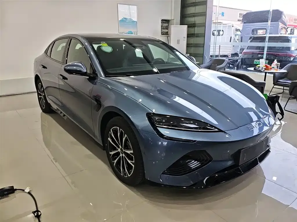 BYD Seal — фото 4