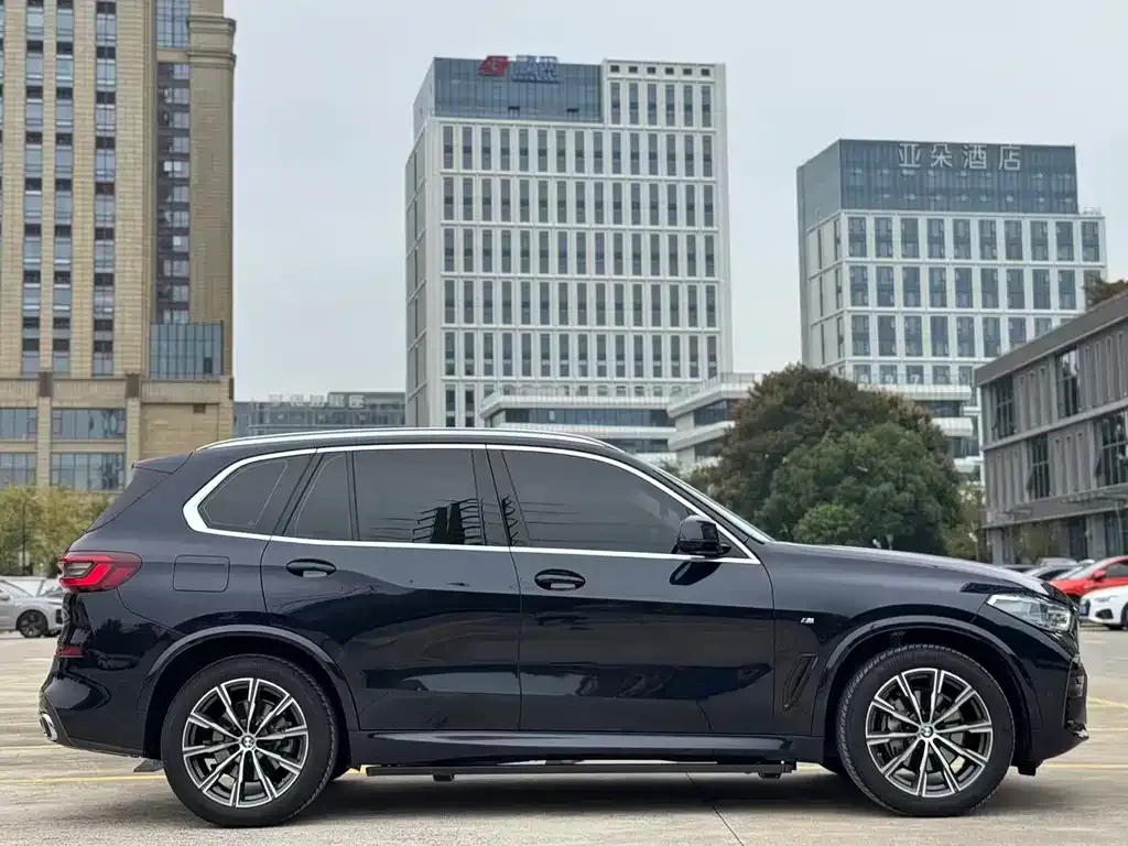 BMW X5 (Import) — фото 7