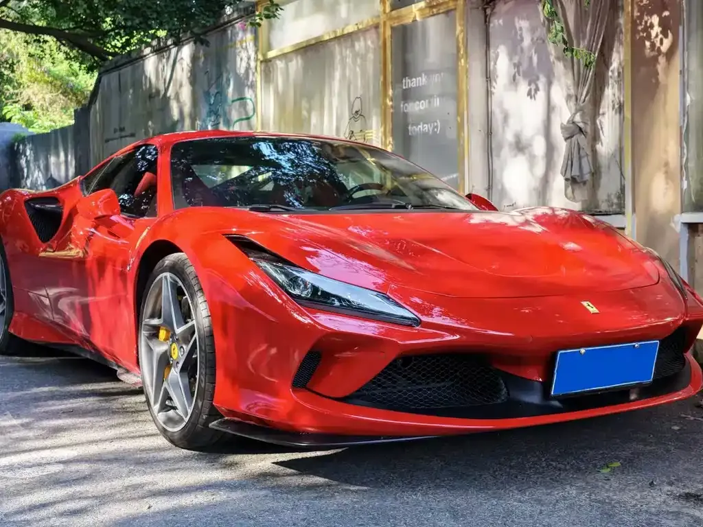 Ferrari F8 — фото 1