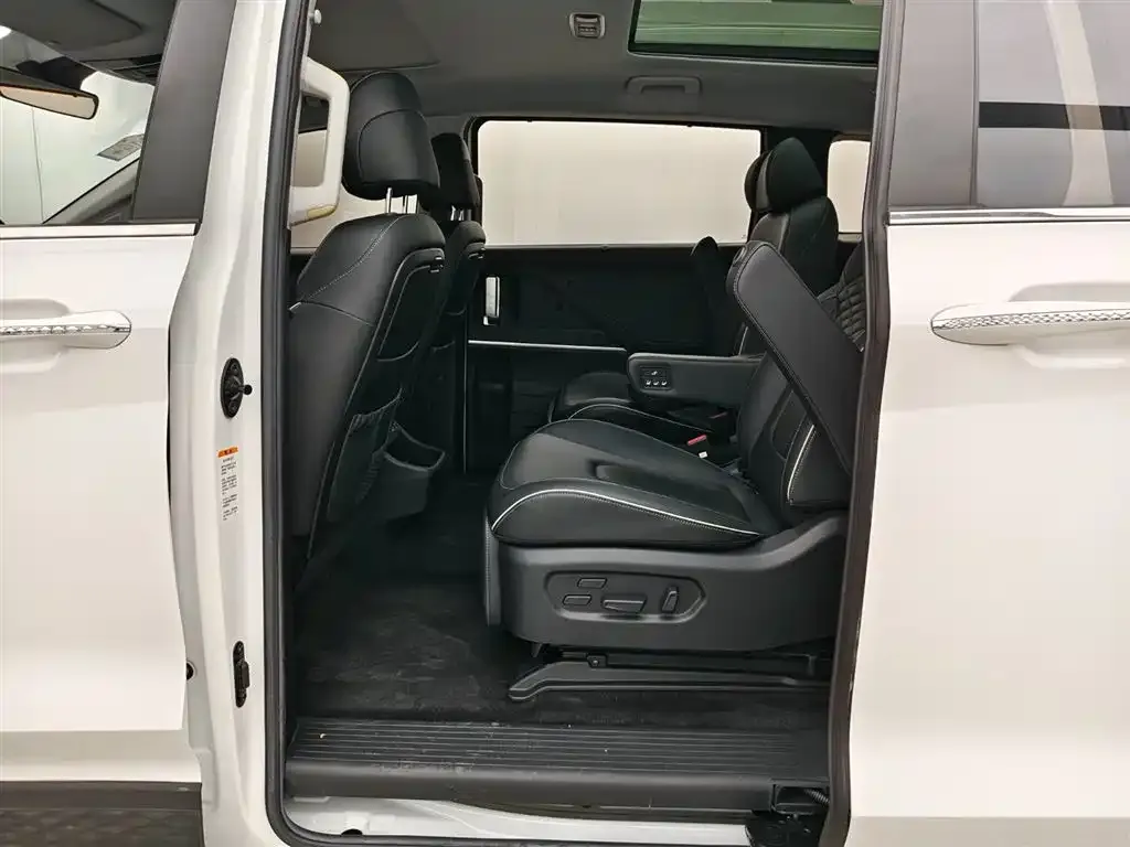 Hyundai Custo — фото 9