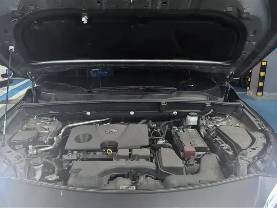 Toyota Harrier — фото 10