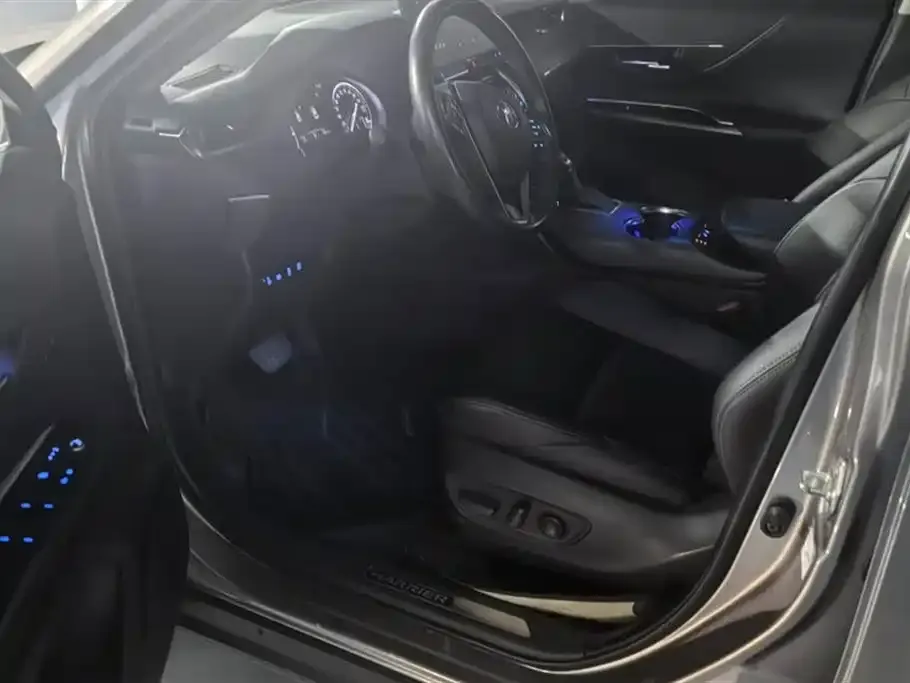 Toyota Harrier — фото 9