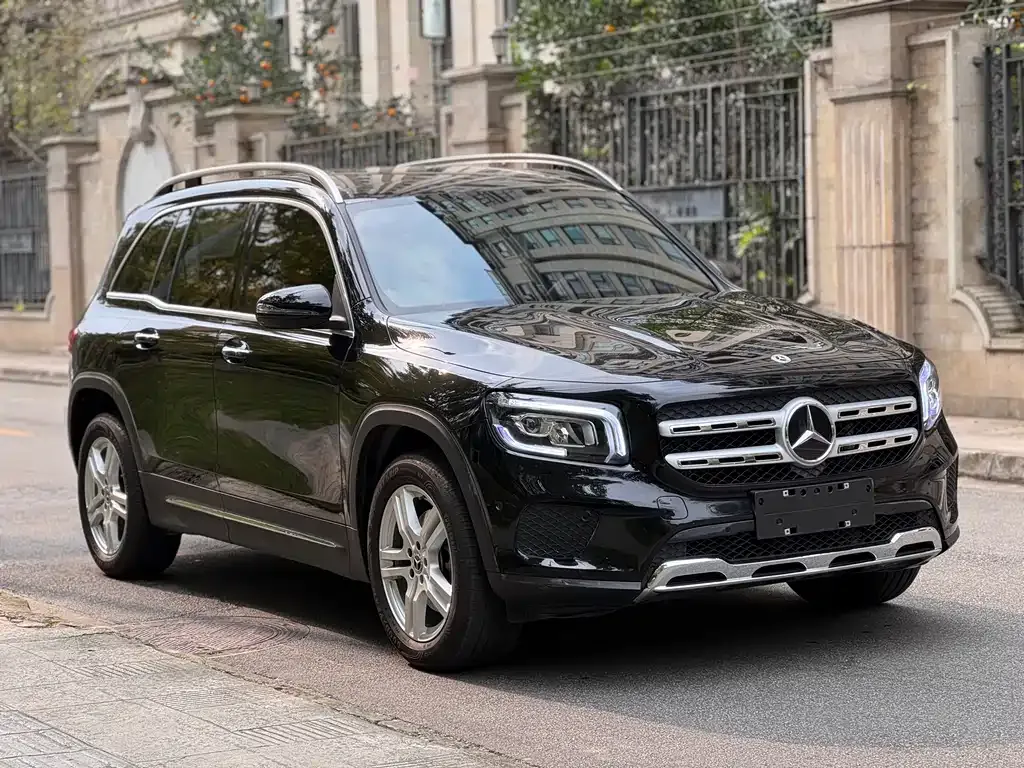 Mercedes-Benz GLB — фото 3