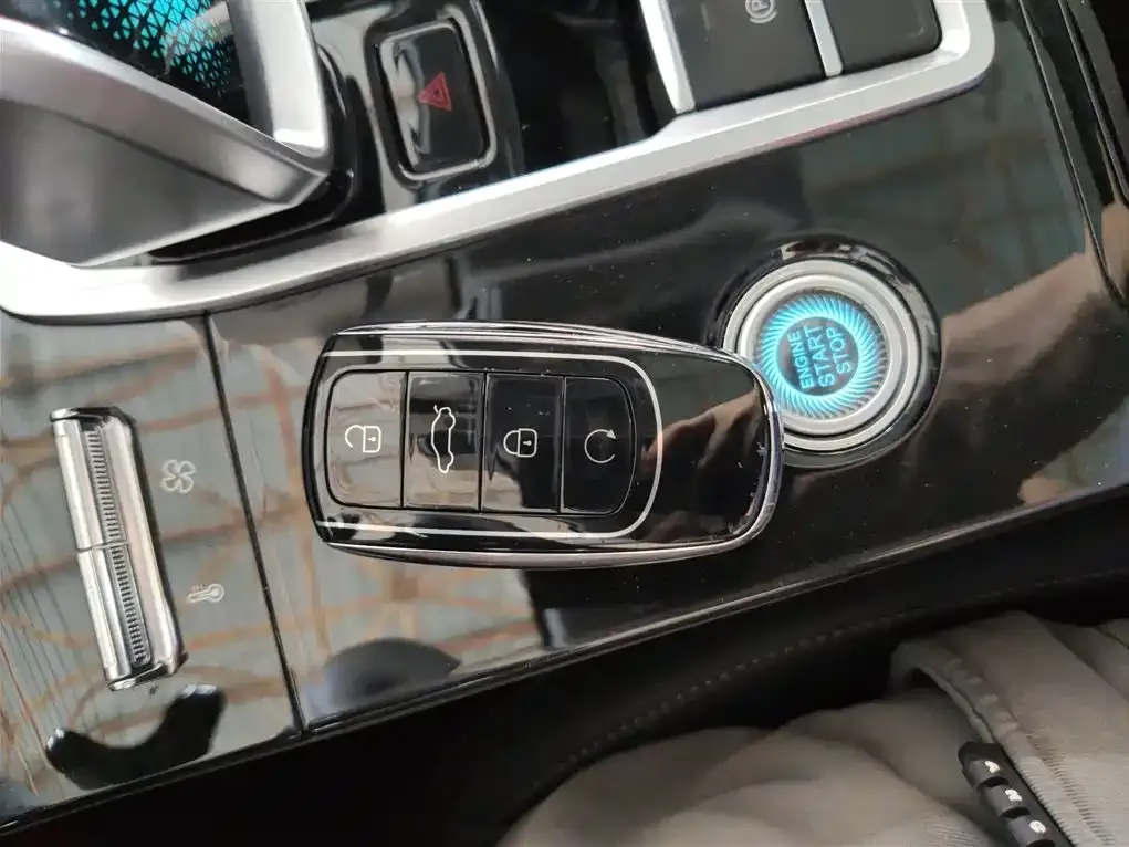 Chery Tiggo 8 PLUS — фото 9