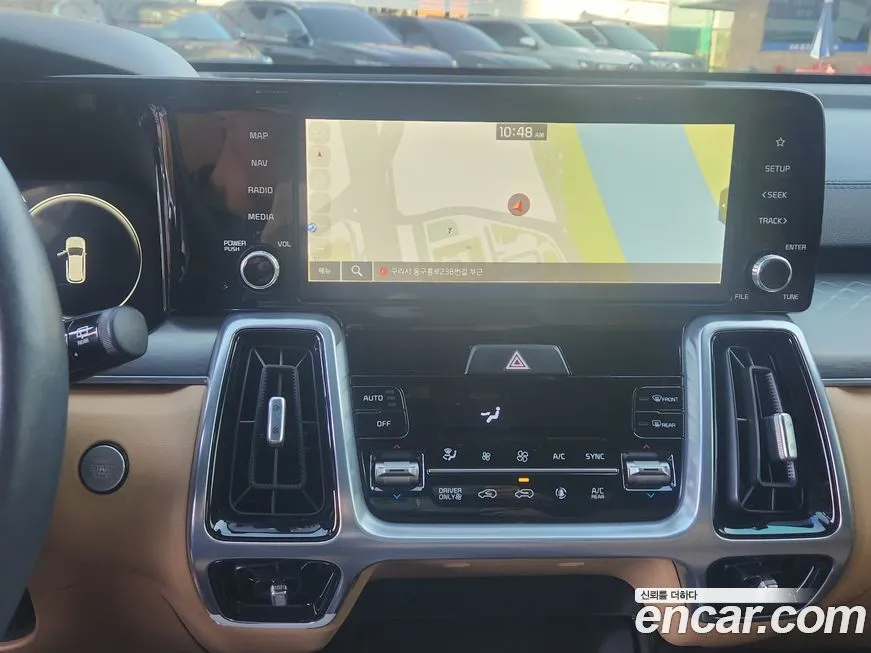 Kia Sorento — фото 7