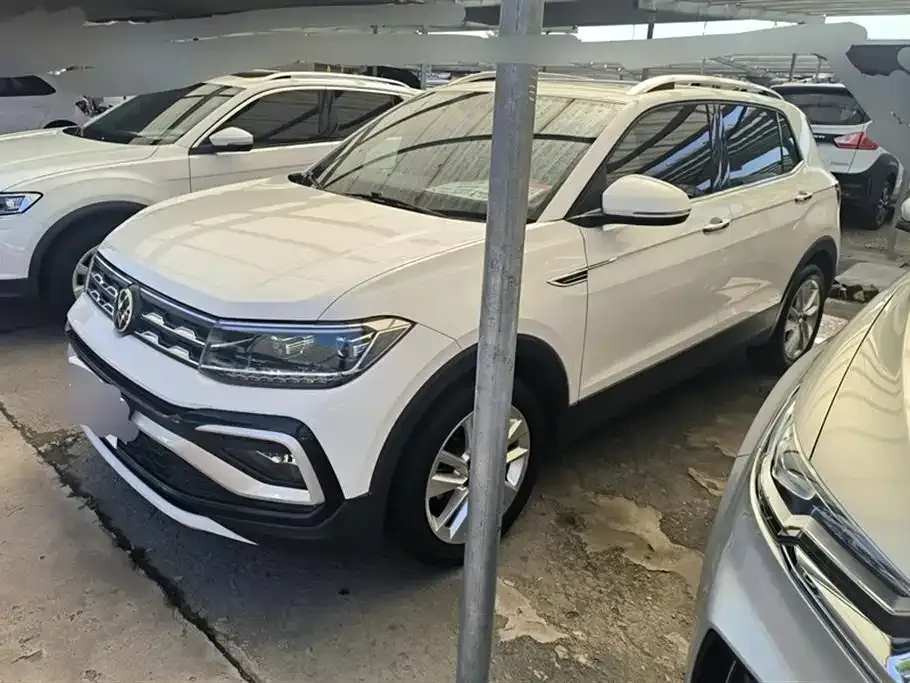 Volkswagen T-Cross — фото 1