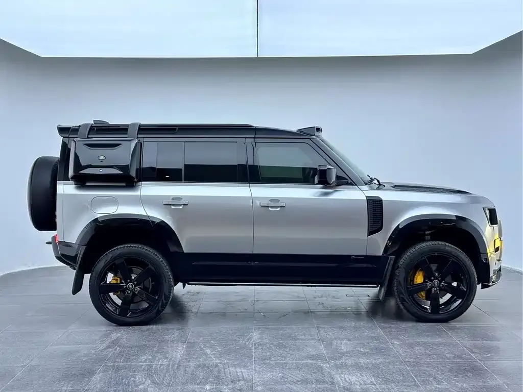 Land Rover Defender — фото 4
