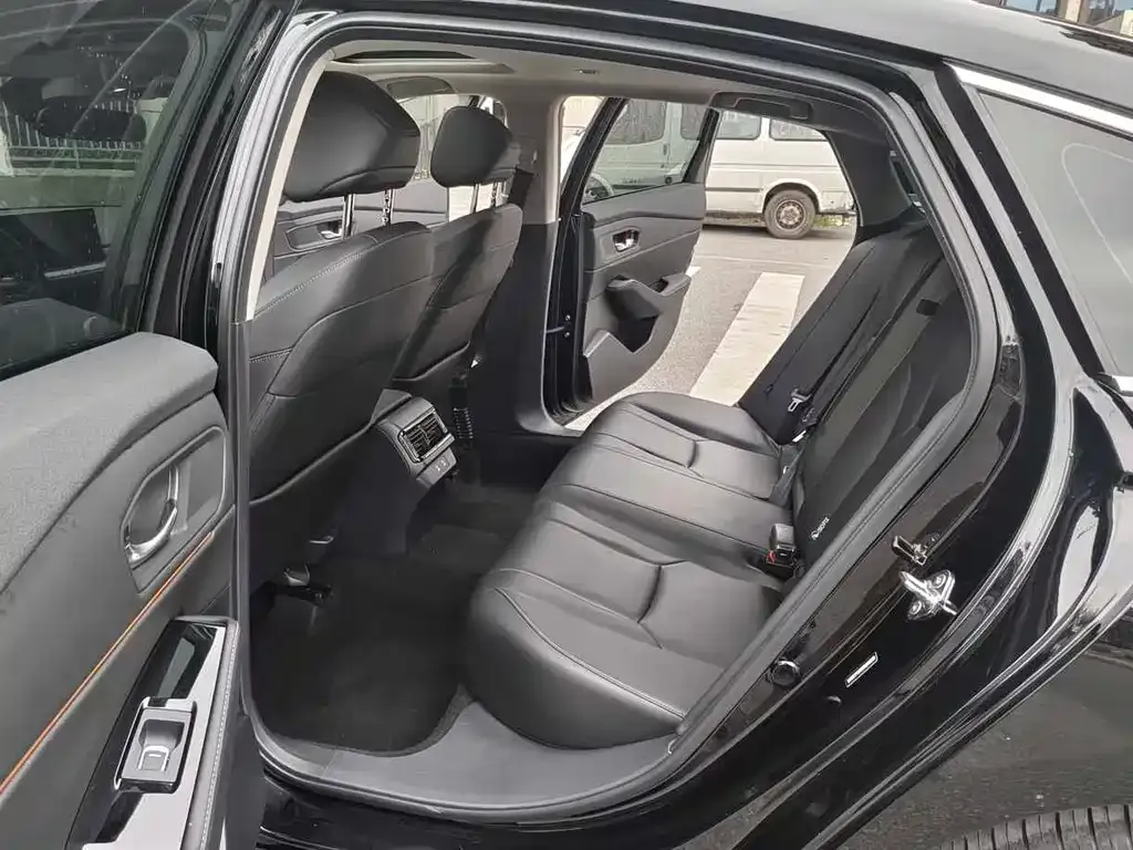 Honda Accord — фото 5