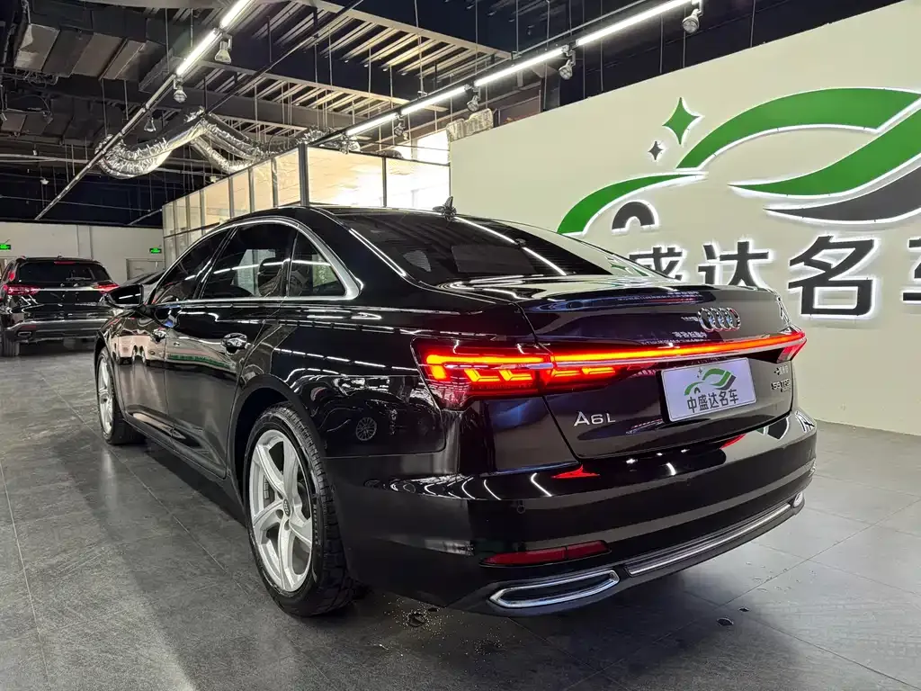 Audi A6L — фото 4