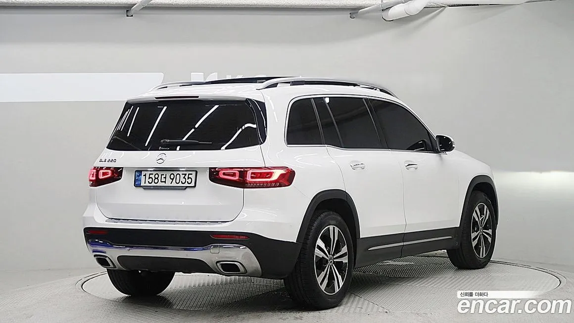 Mercedes-Benz GLB-Class — фото 4