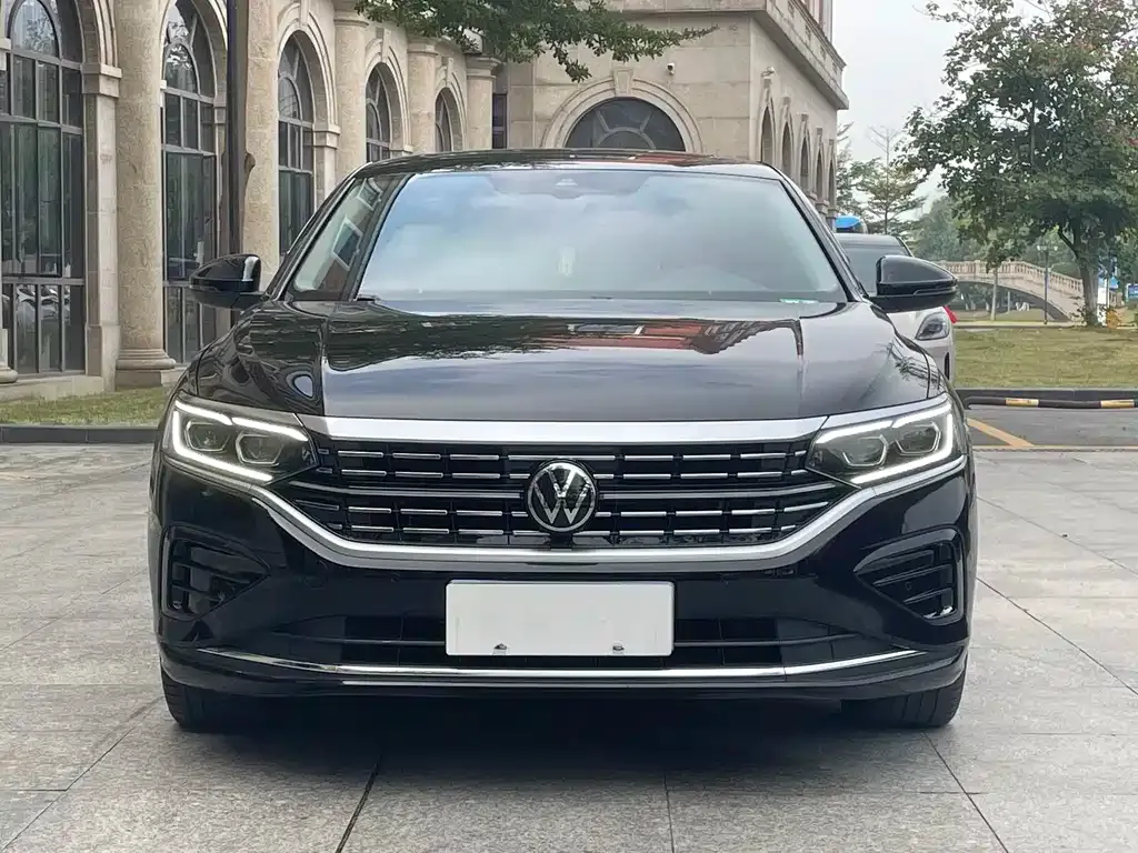 Volkswagen Passat — фото 3