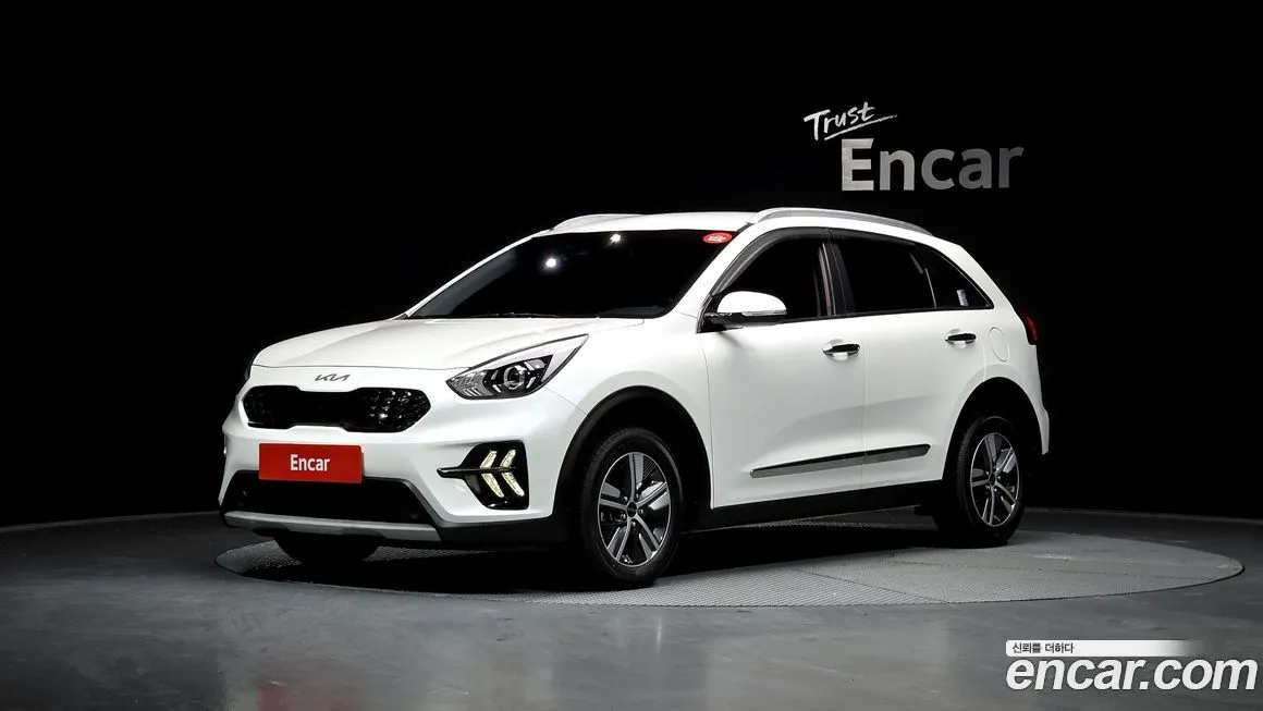 Kia Niro — фото 1