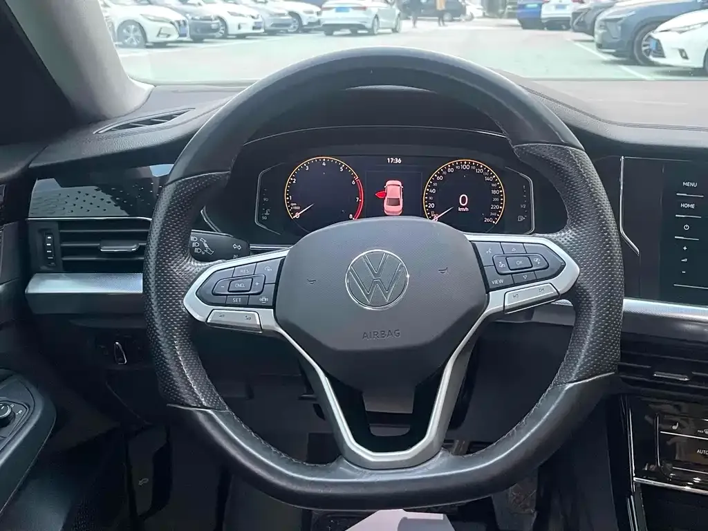 Volkswagen Passat — фото 10