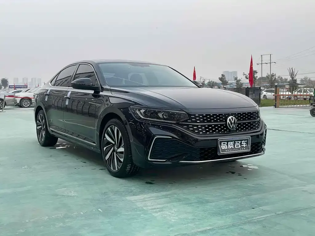 Volkswagen Passat — фото 3