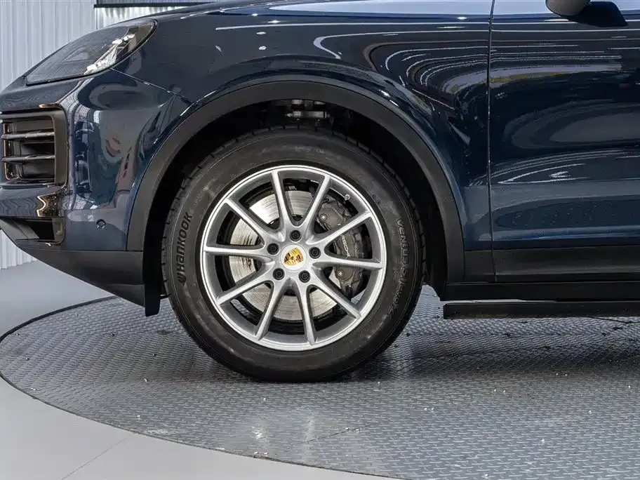 Porsche Cayenne — фото 8