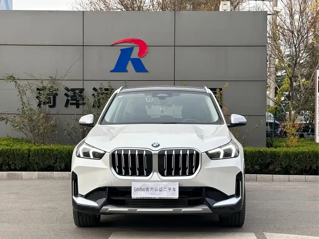 BMW X1 — фото 2