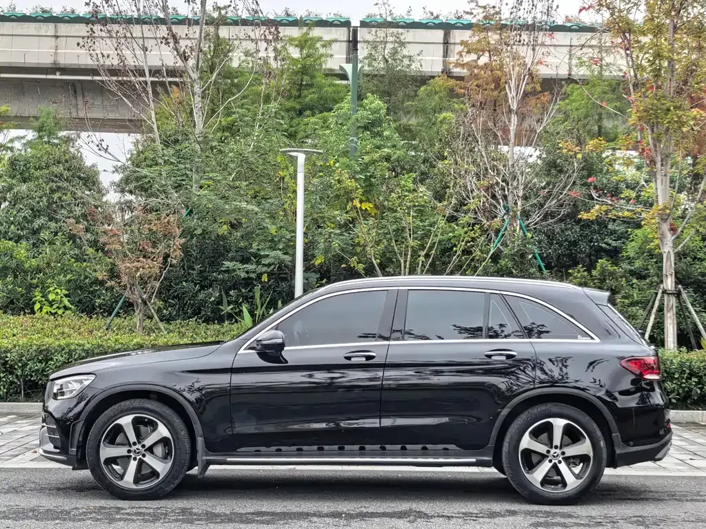 Mercedes-Benz GLC — фото 7