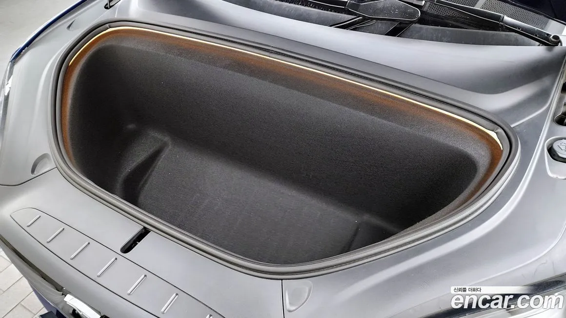 Tesla Model X — фото 6
