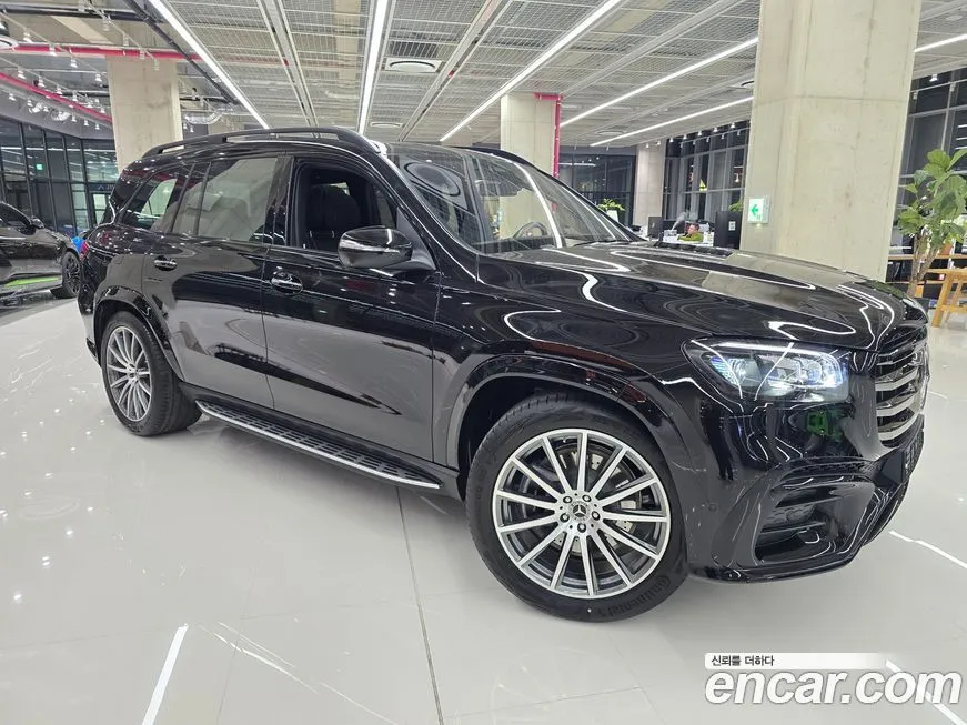 Mercedes-Benz GLS-Class — фото 6