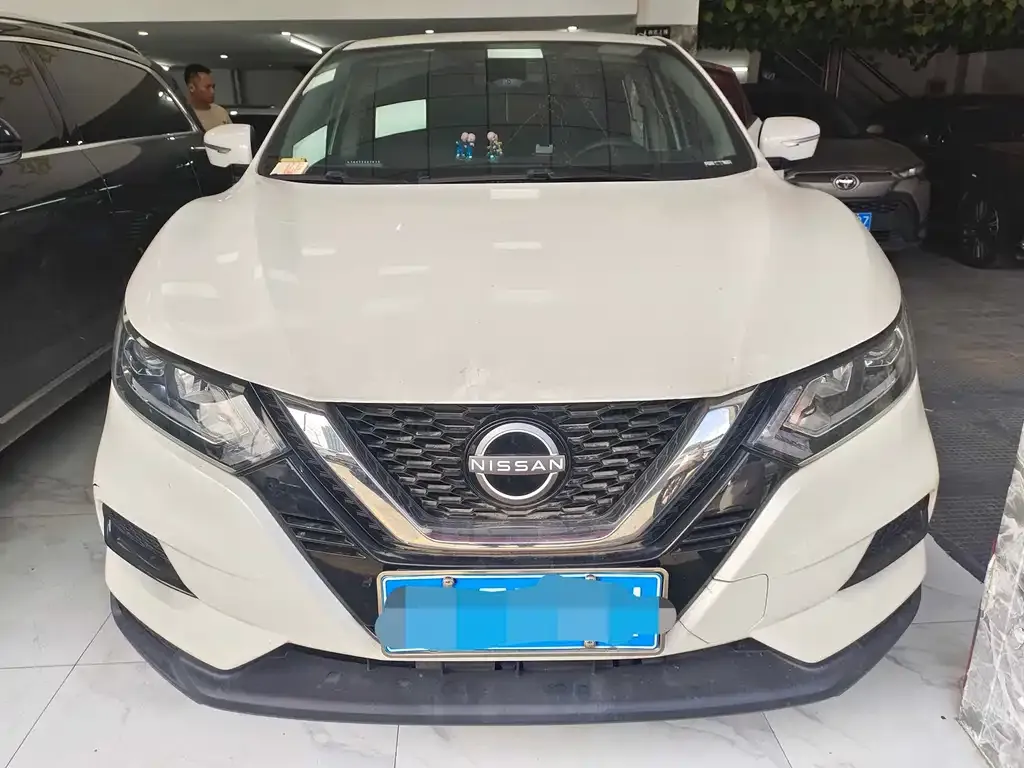 Nissan Qashqai — фото 2