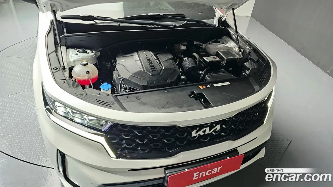 Kia Sorento — фото 6