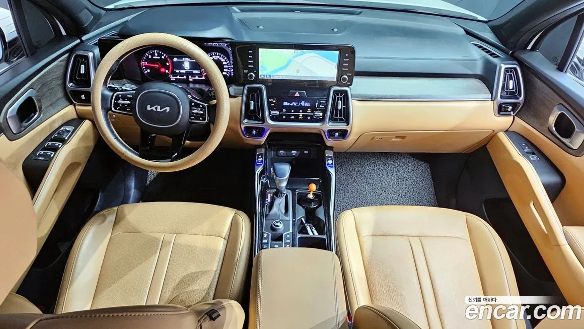 Kia Sorento — фото 7