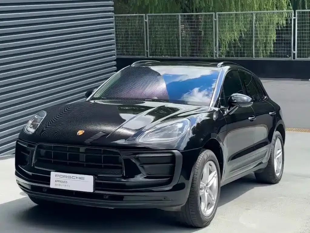 Porsche Macan — фото 1