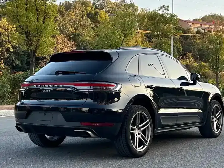 Porsche Macan — фото 5