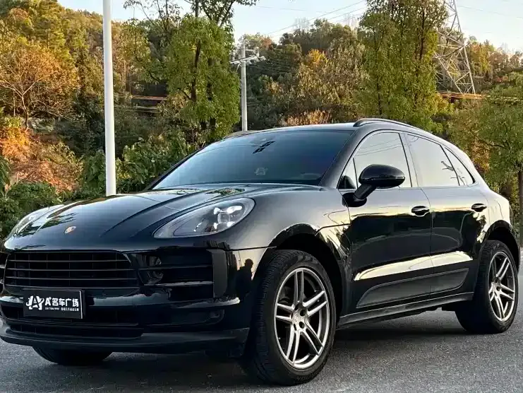 Porsche Macan — фото 7