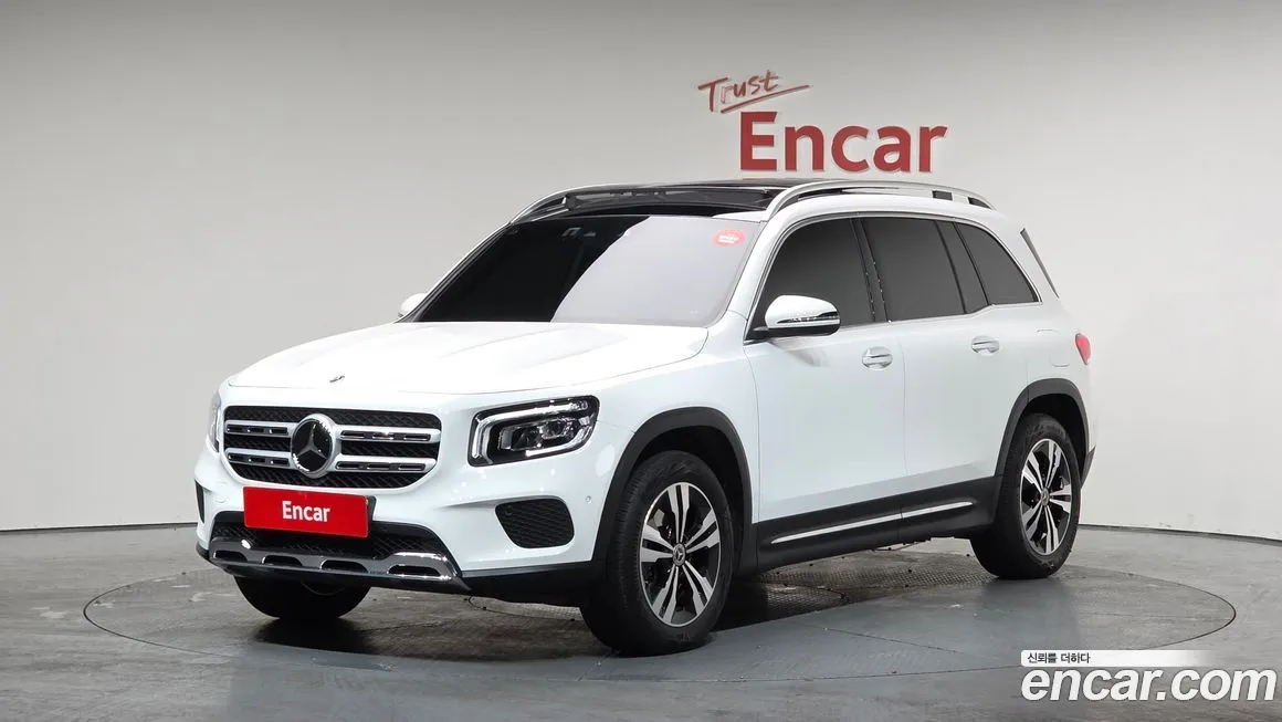 Mercedes-Benz GLB-Class — фото 1