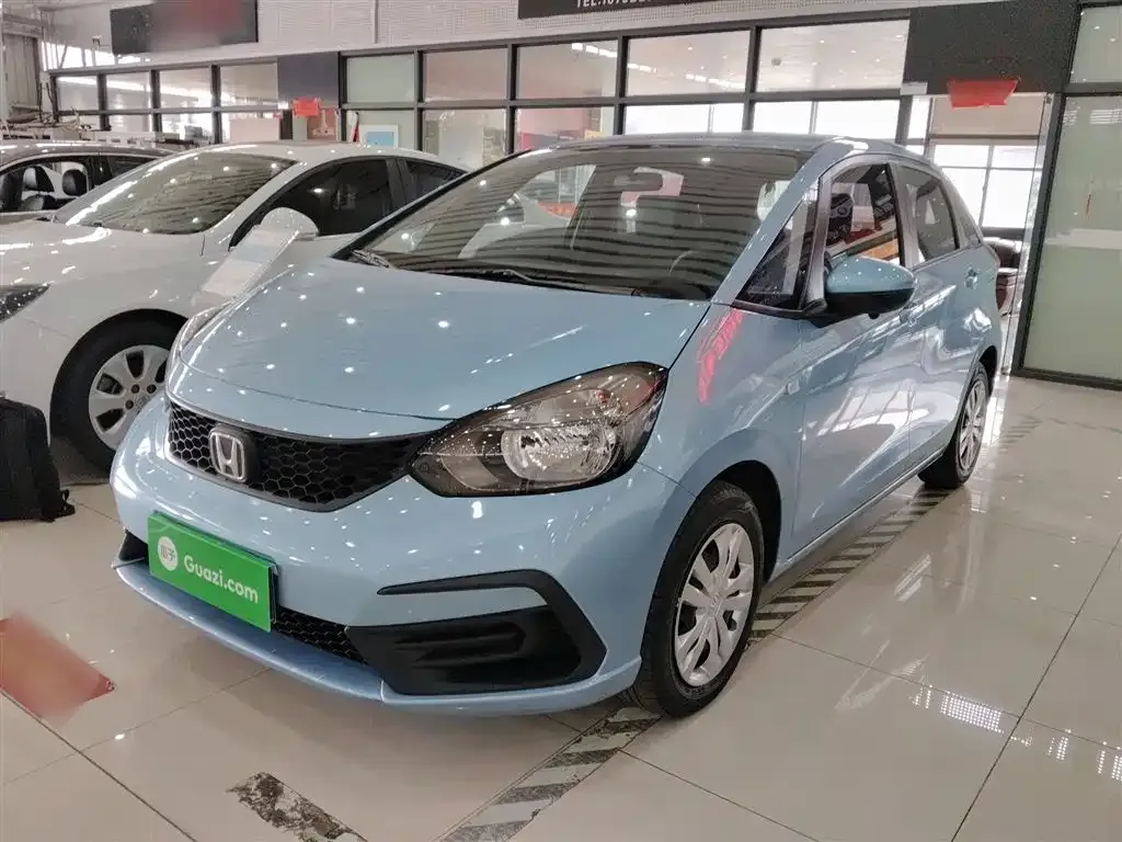 Honda Fit — фото 1