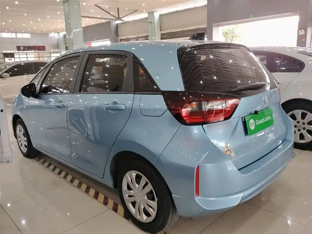 Honda Fit — фото 4