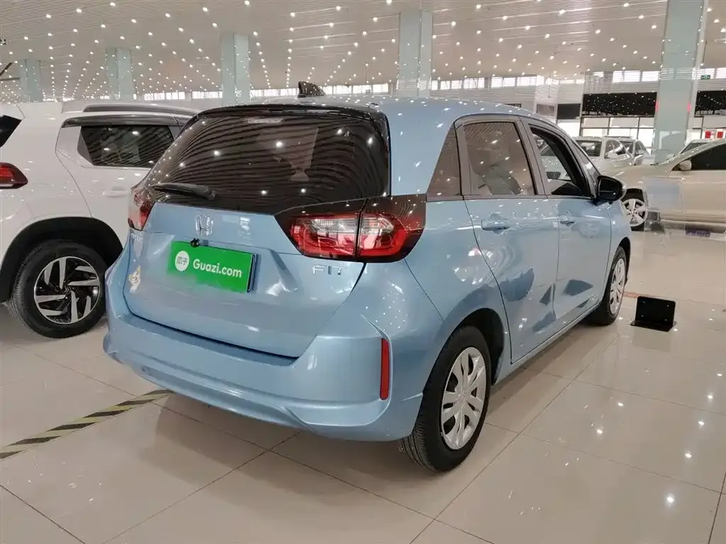 Honda Fit — фото 6