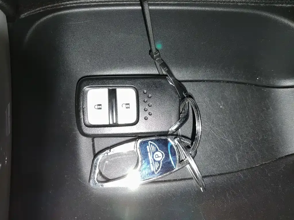 Honda Fit — фото 8