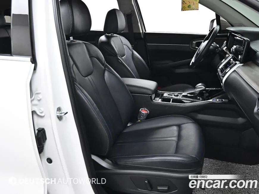 Kia Sorento — фото 10