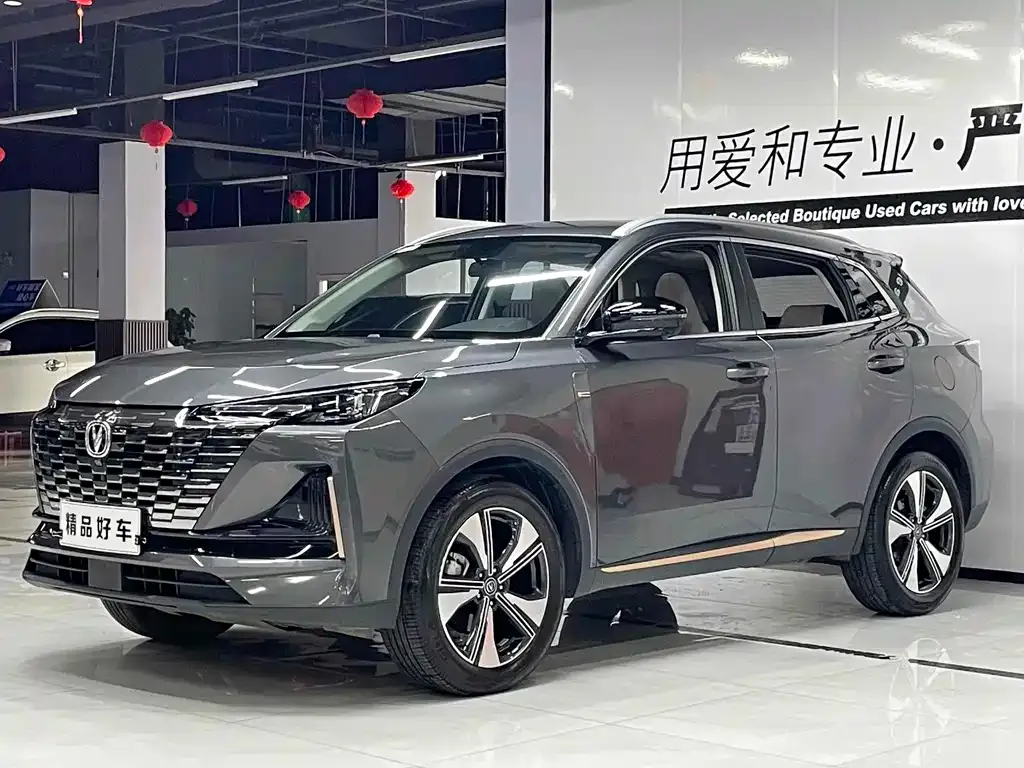 Changan CS55PLUS — фото 1