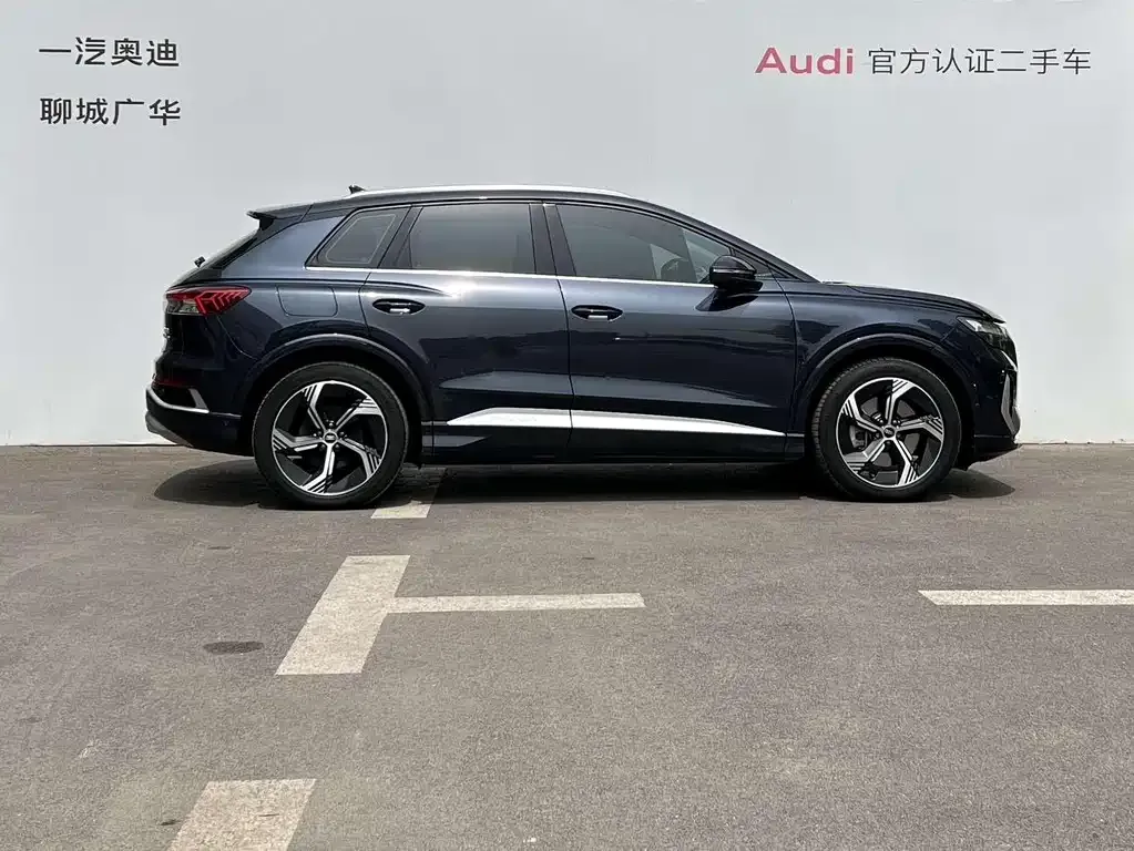 Audi Q4 e-tron — фото 3