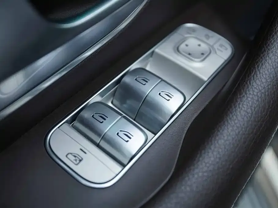 Mercedes-Benz GLE — фото 10