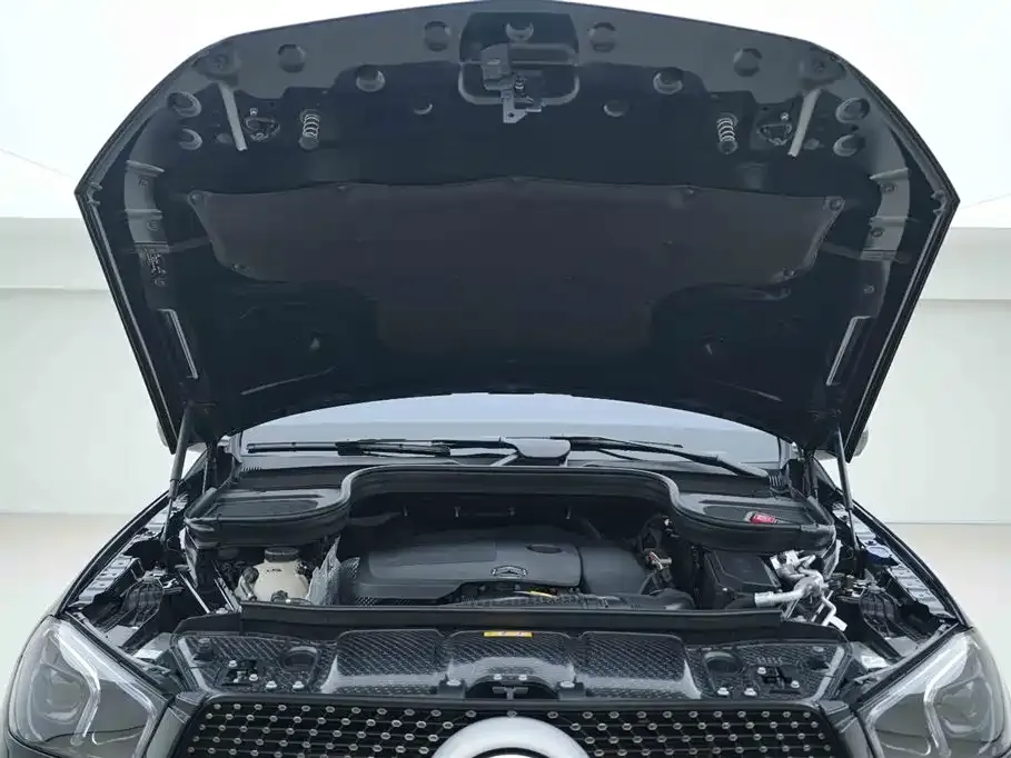 Mercedes-Benz GLE — фото 7