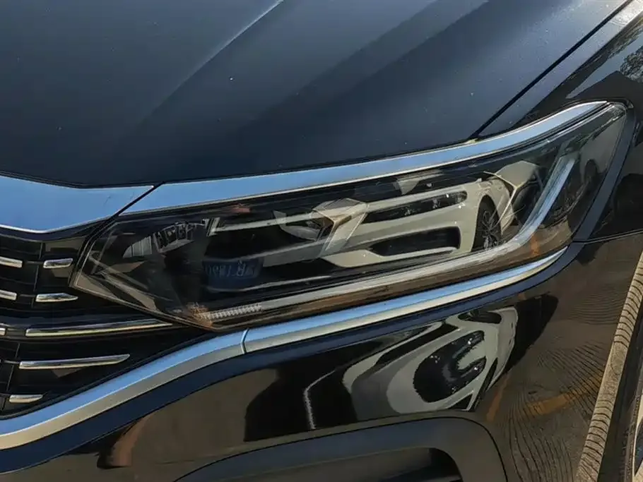 Volkswagen Passat — фото 5