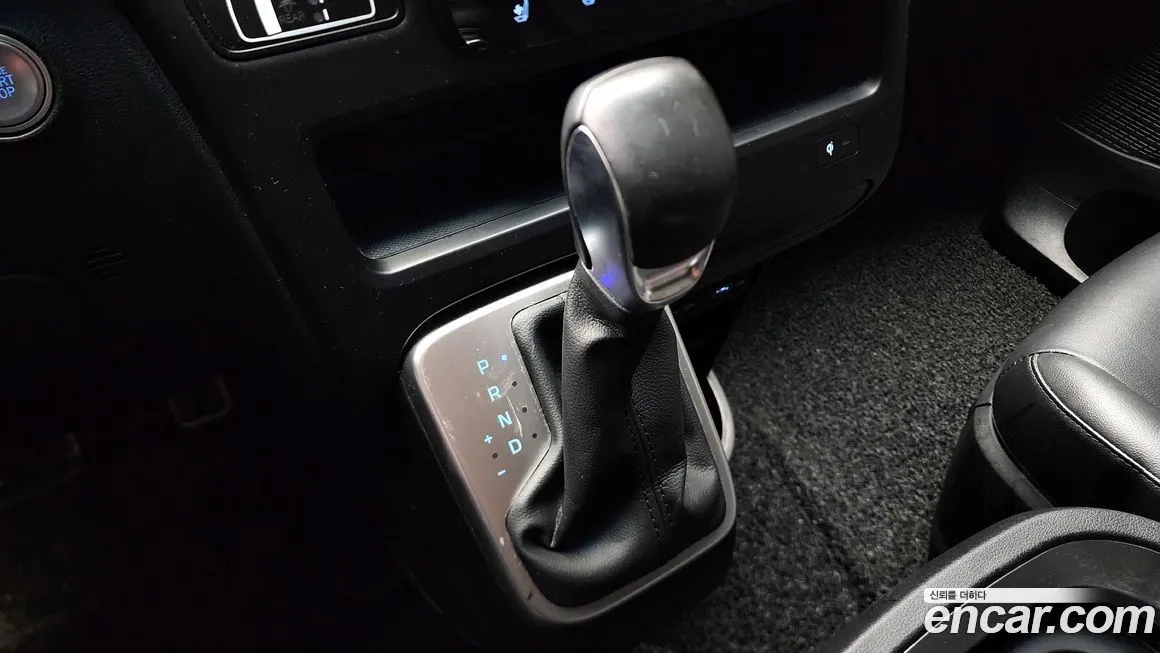 Hyundai Staria — фото 9