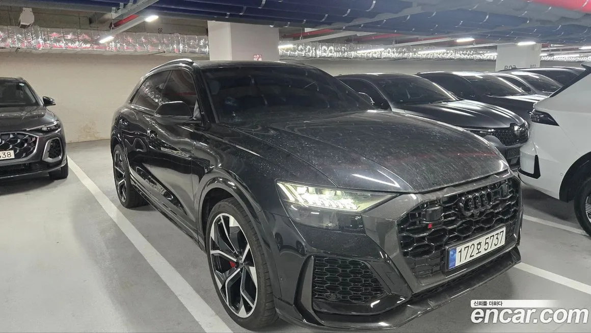 Audi RSQ8 — фото 1