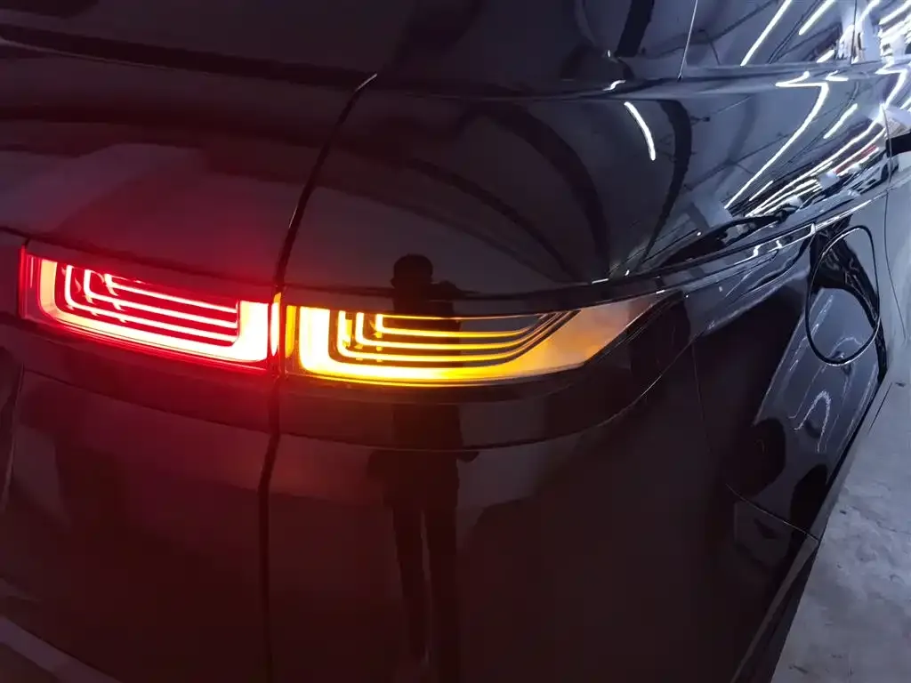Land Rover Evoque — фото 8