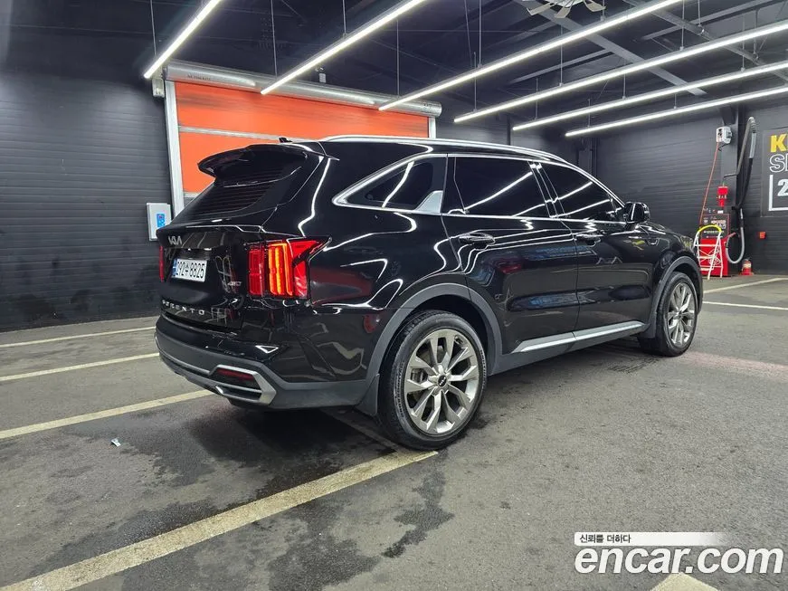 Kia Sorento — фото 10